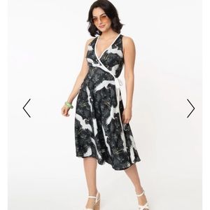 NWT NEVER WORN- Unique vintage navy and cranes xs dress